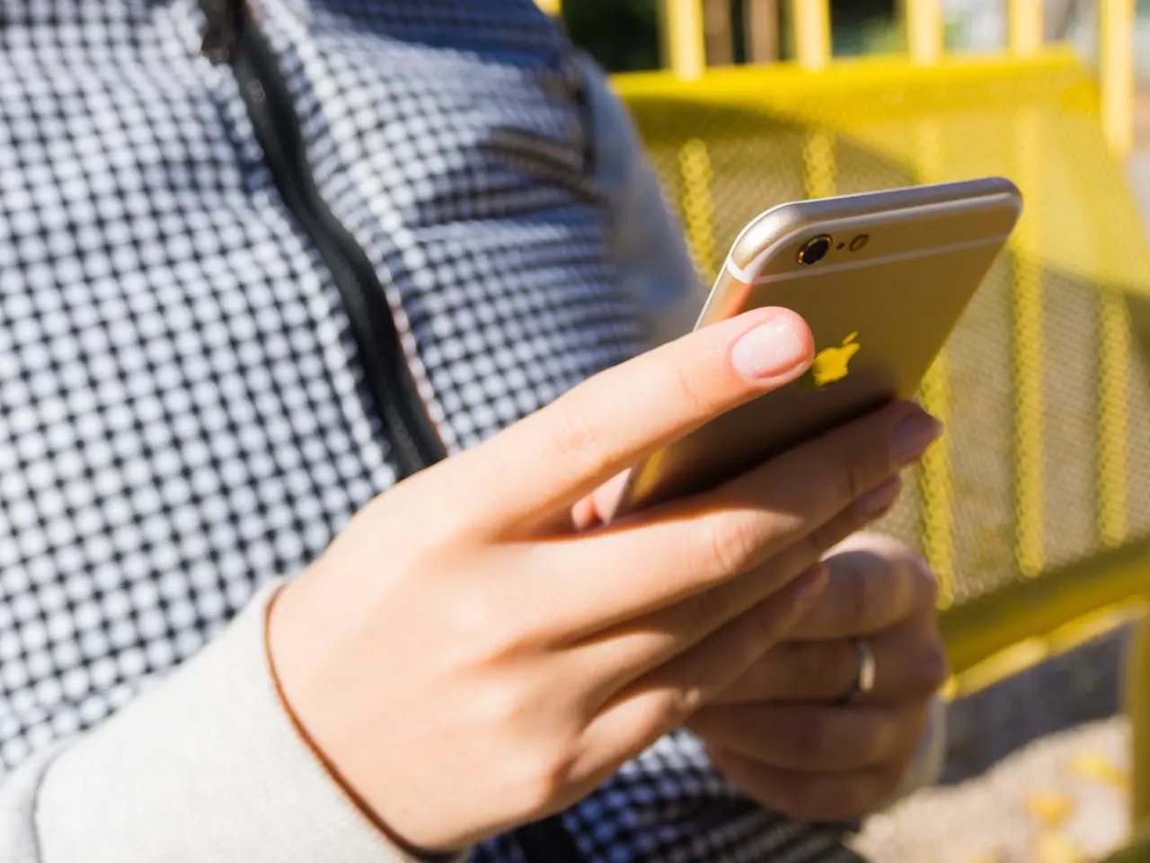 Banner Cara Cek Kuota Roaming by.U, Mudah, Anti Ribet!